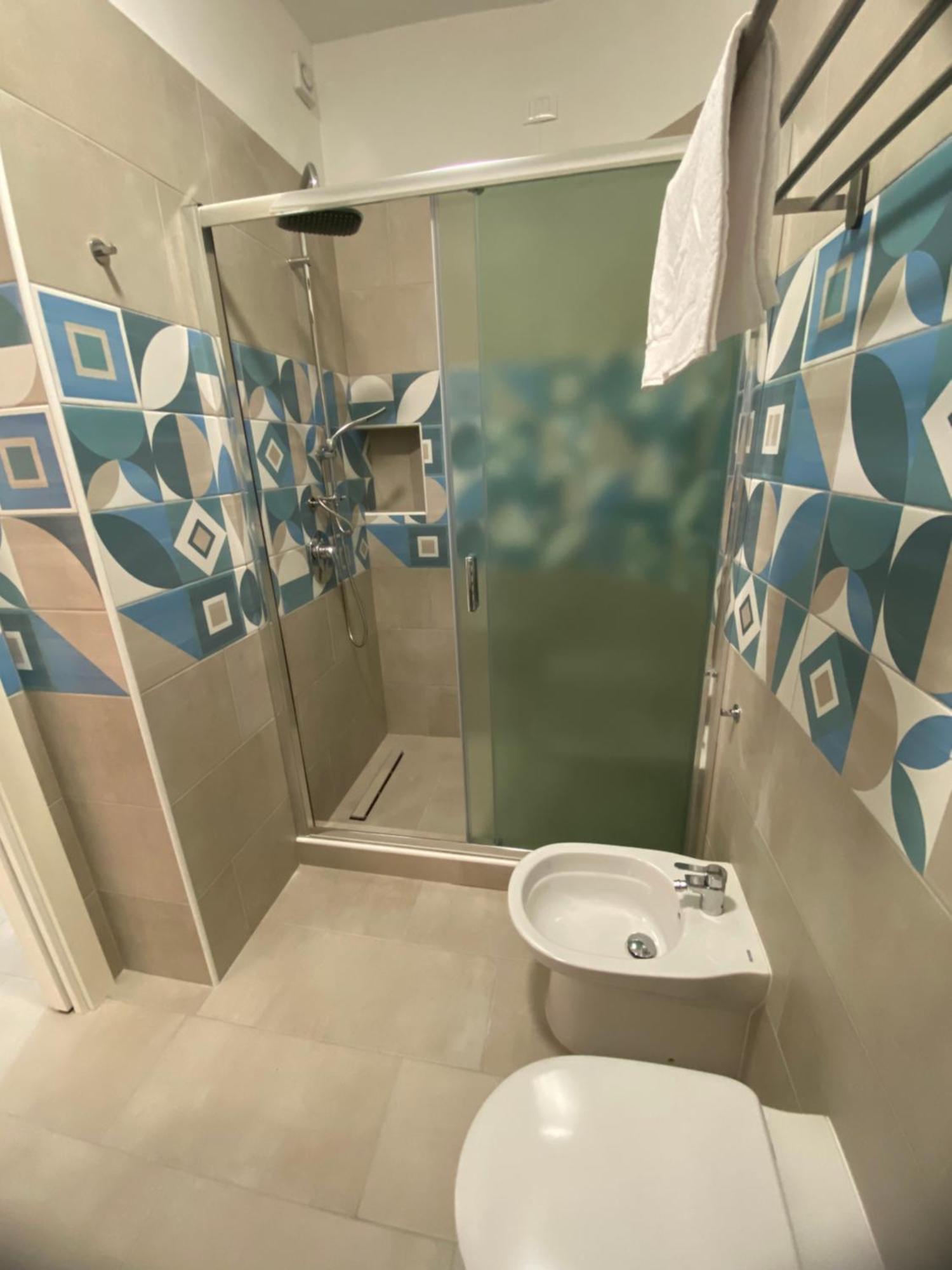 Manfredi Sea Room Вьесте Экстерьер фото